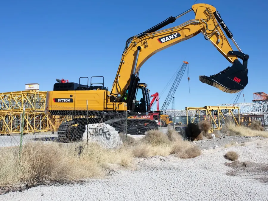 SANY SY750H — Large Excavators
